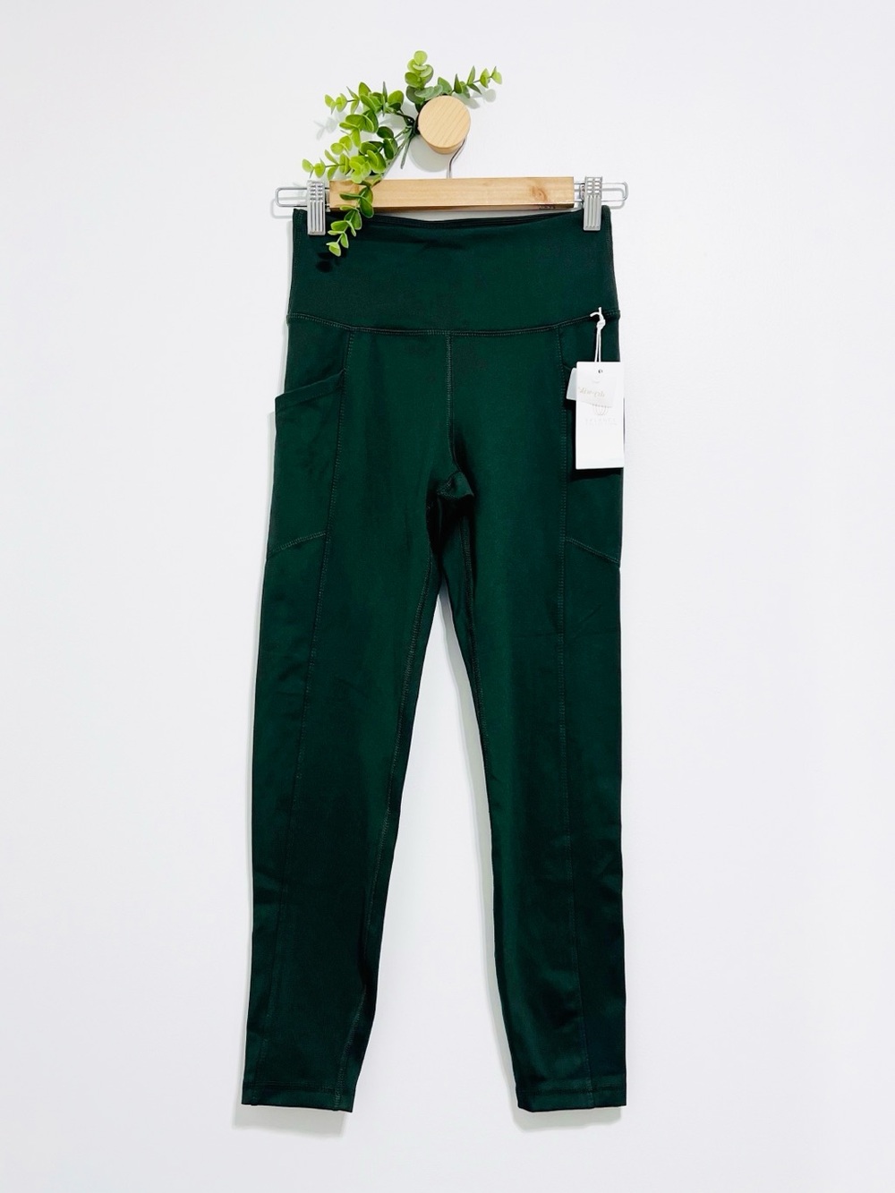 Balance Collection NWT Dark Green Workout Leggings With Pockets